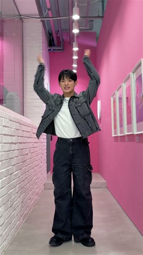 10년 만의 컴백, Then and Now ✨ #babysharkboy #wave