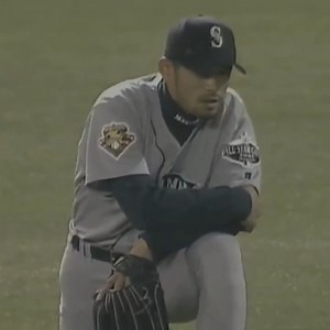 “I’m here to tell you that Ichiro threw something out of Star Wars!” OTD in 2001, Ichiro let ‘em know. | Seattle Mariners