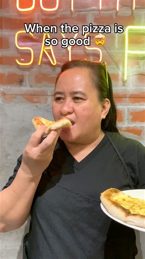 They said love gets you high but have you tried our pizza? 😏🍕 📍Tomato Cannon-Malolos Branch ⏰Weekdays 11AM-9PM | Weekend 11AM-10PM 📲Dine-In•Take Out•Delivery ☎️09958304898 Landline : 9036892 #TomatoCannon #Malolos #MalolosEats #happyteamhappypizza #pizzalove #pizzalovers #Goodvibesonly | Tomato Cannon Malolos