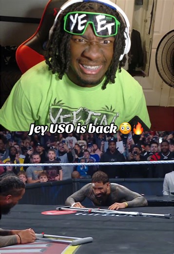 JEY USO RETURNS TO SAVE JIMMY USO 😳 #therealgd #WWE #jeyuso #jimmyuso #thevision