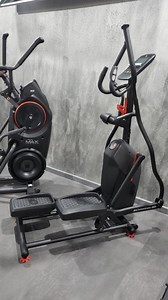 SCHWINN 510 E eliptični trenažer