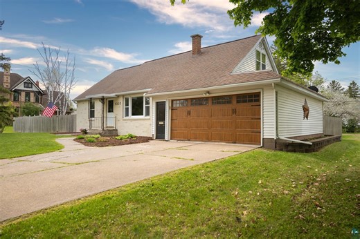 1223 MacArthur Ave, Ashland, WI 54806 - MLS 6119640 - Coldwell Banker