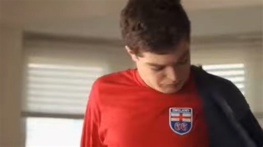 2014年6月24日,英国独立电视台(ITV),广告和节目预告