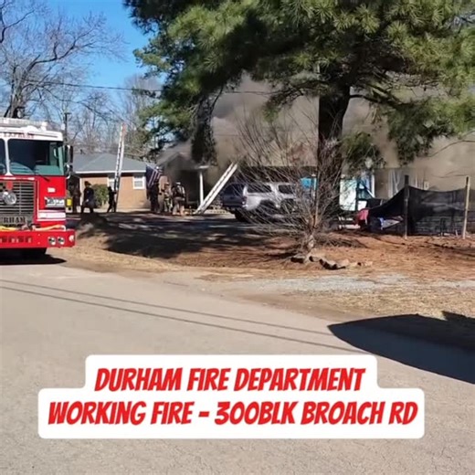 Bystander footage from this afternoon's working fire in the 300blk of Broach Rd caught our members hard at work, performing aggressive fire attack, search, and vertical ventilation techniques. Our members are proud of being aggressive and tactically sound. This is what we do! Video credits to Carina Muehl. #bullcitysbravest #bullcityfire #pffpnc | Professional Firefighters of Durham