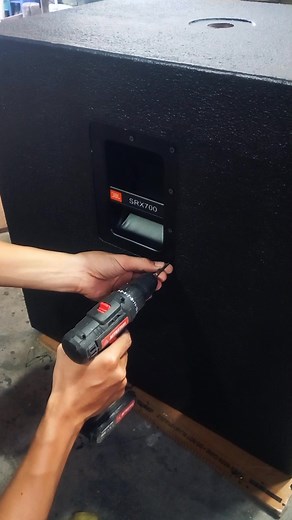 Installing accessories RCFPRO18 COPY | RMC Sounds