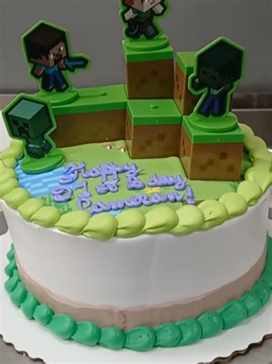 Minecraft Cake Decorating Ideas and Tips
