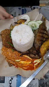 43K views · 454 reactions | Pergh, 22 jenis sambal menu indonesia ni Tempat Makan Lesehan | Kenyangg Tak? | Facebook