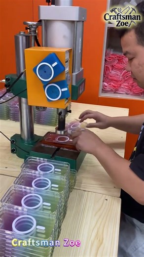 Workers are screen printing transparent plastic phone cases