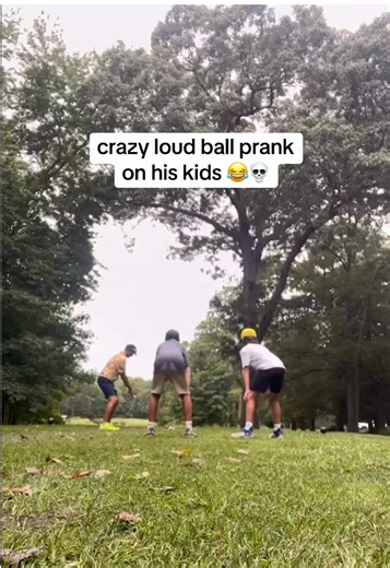 Buy the world’s LOUDEST golf balls today by clicking the link above !! 🤘💥🏌️ #worldsloudestgolfball #topgolfprank #loudgolfballprank #shockedgolfball #explodinggolfball