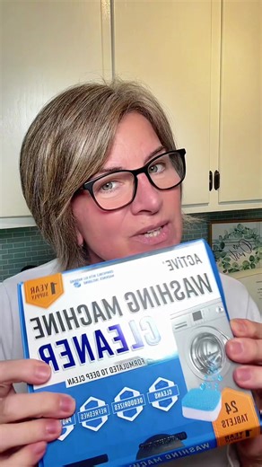 How to Freshen Laundry with Washing Machine Cleaner