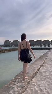 Chilling At beach🤣 #fbreels #reels #viral #beach #swimming #reelsfb | Shreya Tiwari