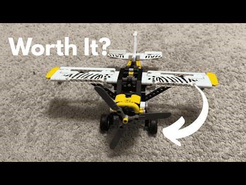 LEGO Bush Plane Build - LEGO Technic Review