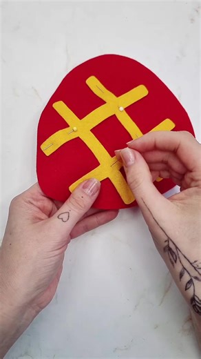 Beginner-Friendly Felt Strawberry Tic Tac Toe Game
