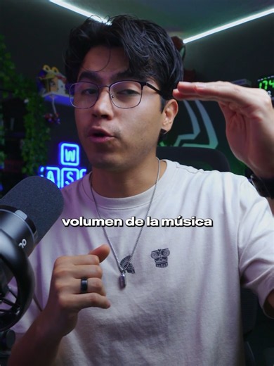 Cómo bajar la música automáticamente al hablar en OBS