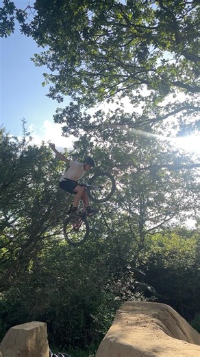 🦅 #mtb #amtb #mountainbikeroutes #mtbtrails