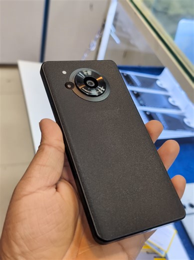 Aquos R7 Camera Test by Happy Customer from Faisalabad