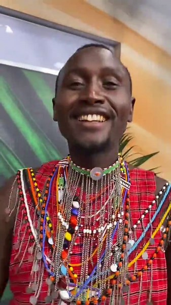 Timeless Noel Dances with Maasai on #Bambika