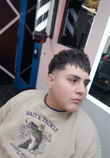 My client came in from Aurora, Colorado asking for a Marlon buzz cut, but I had to keep it honest with him. He told me his girl said she’d leave him if he didn’t get that cut, but the truth is a buzz cut would’ve done nothing for his face shape, head structure, or facial features. It would’ve exposed everything in the wrong way. I broke it down for him and recommended a burst fade with texture on top instead to keep his proportions balanced and give him a cleaner, more flattering look. He truste