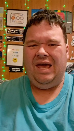 Praise Geeky: The right-wing media loves using fake AI videos for news. #nerd #geek #geeky #geekingout #nerdy