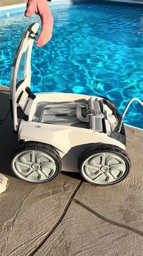 This Is Why I Don’t Manually Clean My Pool