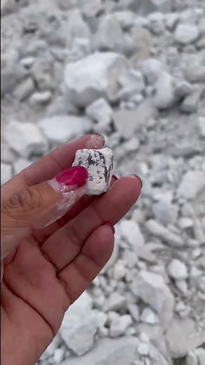 Finding Jumbo Size Red beryl In Ruby Violet Mine Wah Wah mountain, Utah. U.S.A