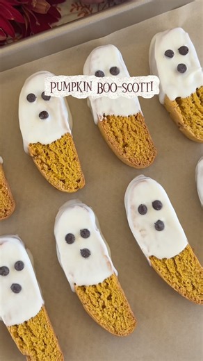 Pumpkin BOOscotti🎃 Recipe in description👇🏼
