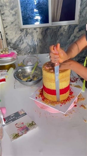 How to decorate simple fondant birthday cake #goviral #cakedecorating