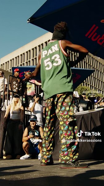 JUMP IN THAT🚀 @stucker___ (On IG) a sacramento native representing for his city and his crew Tribe crew! We had him pull up to battle in front of the city! He is world renown dancer and a prominent member of the street dance community and his skills speaks for themselves😮‍💨 Shoutout to him for pulling up to HOFDAY, a block party in front of the California State Capital hosted by @HOF | Sacramento , to show out for the city and the culture💜🤝🏼 #sacramento #dancebattle #danceculture #hofday #