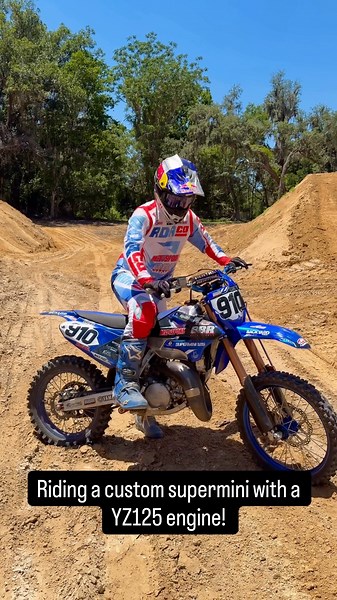 Riding a Custom Supermini With a 125 Engine!