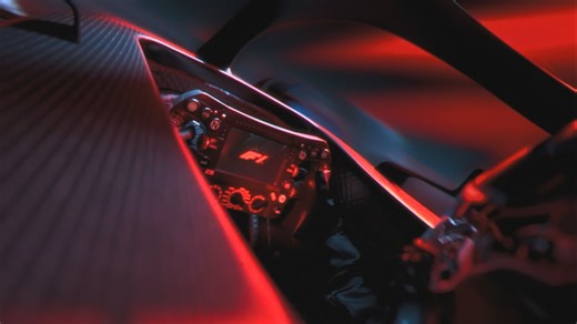 片头 正式发售PS5经典版《F1 25》HDR EA