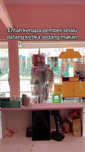 Masih menjadi misteri #vidiolucu #idejualan #memengakakkocak #masukberanda #komedi