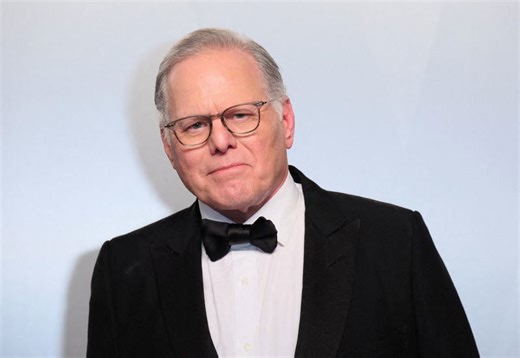 Warner Bros CEO to pocket up to $887 million from Paramount deal