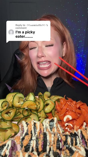 Replying to @⋆୨୧𝓼𝓪𝓶𝓲𝓮𝓵𝓵𝓮୨୧⋆ raw vegan sushi platter asmr mukbang #rawvegan#veganmukbanger#asmrmukbang