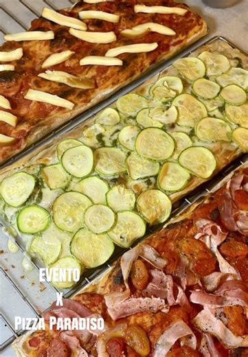 Fuimos a un evento increíble en la sucursal de Belgrano de Pizza Paradiso, la pizzería de Donato De Santis 🤌✨ Durante todo febrero invitan a distintos pizzaiolos de pizzerías de todo el país para que cocinen sus especialidades en vivo. Nosotros fuimos a conocer a Taglio Pizza, que hacen pizza romana… y estaba espectacular 🤤🍕 Lo mejor del evento es que podés: 🍕 Probar pizzas de diferentes lugares 👨‍🍳 Ver a los pizzaiolos cocinando en el momento 🎧 Disfrutar música con DJ 👀 Y a veces hasta 