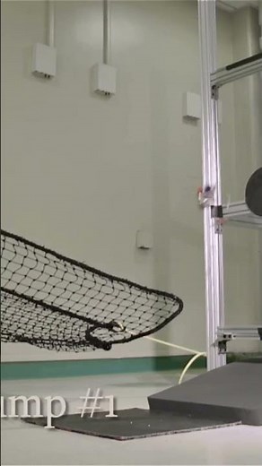 This Robot Jumps Like It’s Not From Earth 😳