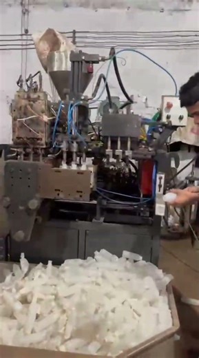 Blow molding D Flashing