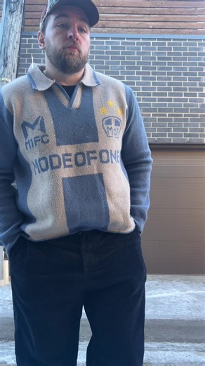 Cold one today. Hat-@AMERICAN NEEDLE JAPAN Sweater-@Macy’s Pants-@Gap Shoes-@Dr. Martens #librarianstyle #mensfashions #menstyle #chicagostyle