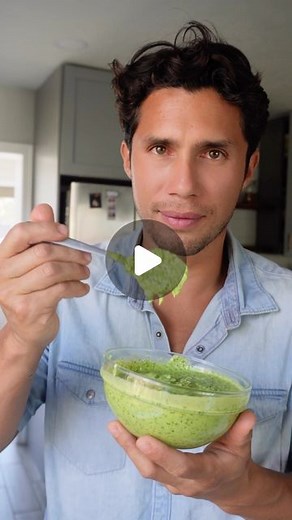 Rodrigo on Instagram: "El ají de mi abuelita chocha La mamá de mi abuela chocha hacía siempre este ají verde en Chiclayo, mi papá creció comiéndolo y yo también, con mucho cariño les comparto esta receta, la receta original va con ají amarillo pero no tenia así que le metí jalapeño, este ají va con todo pero con pollo Ufff, buenazo ! Ají de la chocha Para ver los ingredientes y el procedimiento de la receta visita www.rodrigofernandini.com #buenazo #aji #ajiperuano #comidaperuana #peruvianfood #