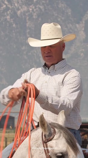 It's all in the GRIP. The way the heeler holds the rope in his or her hand affects the ability to swing fast and hard and control the tip. The Champ breaks down the correct way to hold a heel rope, and you can watch the full video at Roping.com #teamroping #heeler #heeling