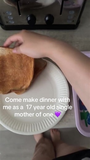 Raising a Baby Alone: My Journey as a Single Mom