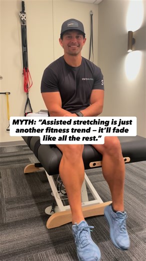 💥 MYTH vs FACT: The Truth About Assisted Stretching 💥 Myth #1: “Assisted stretching is just a fitness fad.” Fact: Assisted stretching isn’t new — it’s rooted in decades of neuromuscular therapy, physical rehabilitation, and sports performance science. Professionals like athletic trainers, chiropractors, and physical therapists have used partner-assisted methods for years to help improve mobility, recovery, and injury prevention. What’s new is the accessibility — wellness studios like StretchWe