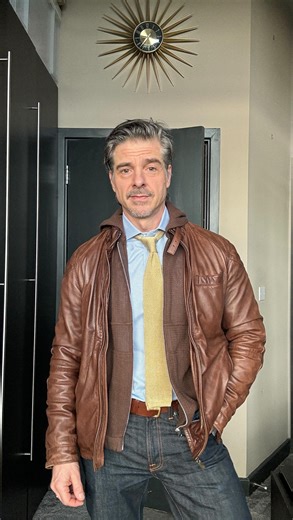 This shirt looks just at home with a hoodie and a leather jacket as it does with a full three piece . Texture in the shirt helps to span that divide #thomasfortinmenswear #dappermen | Thomas Fortin