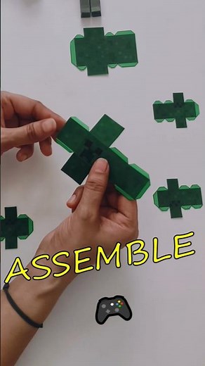 Minecraft Creeper Made of Paper! 😱 Insane Origami Craft