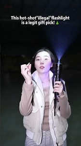 Super Strong Light Zoomable Flashlight