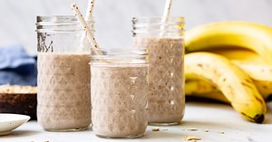 5-Minute Vegan Banana Smoothie Recipe