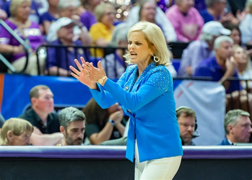 Kim Mulkey outfit today: LSU HC pays tribute to Louisiana’s state flower for Elite Eight clash vs. UCLA