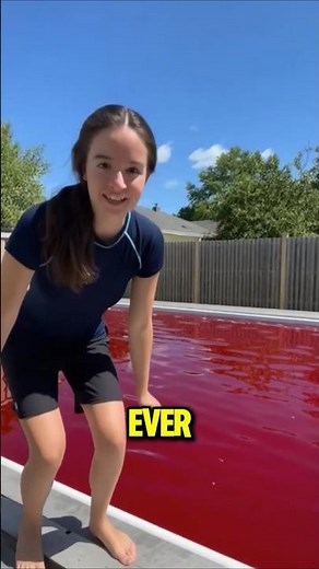 🏖Turning a Swimming Pool Into JELLY?! Here’s How It Actually Works #JellyPool #DIYExperiment #shorts