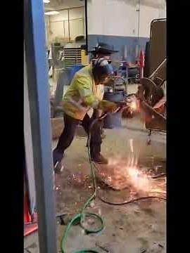 Lancing Out A Stuck Pin On A Bobcat Excavator. Thermal Lancing. #mechanic #mechaniclife #bobcat
