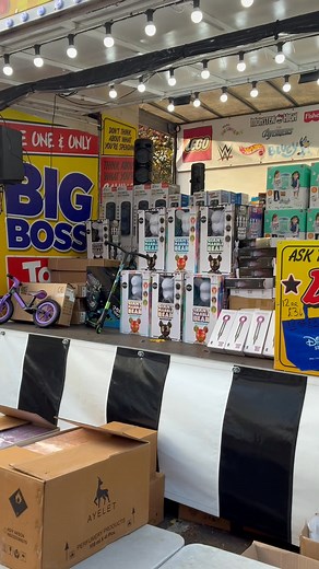 Yes yes we are at new addington today BUT we are are located at the far end today due to some of the market being dug up , we are Infront of Costa ,, see u soon we start at 9.30 ,,,, if you are from new addington pls share this video and let your friends know. Thank you | Big Boss Toy Auction