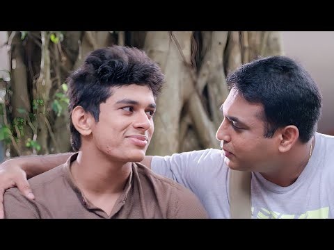 നീ ഇന്ന് കേരളം അറിയുന്ന മൈക്കിൾ ജാക്സൺ അല്ലെ | Malayalam Movie Scenes | Ramzan Muhammed